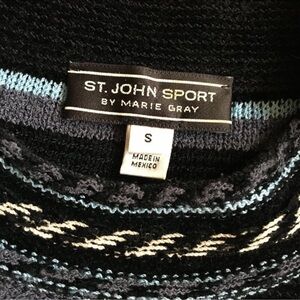 ST.JOHN SPORT SIZE SMALL ZIPPER COLLAR PATTERNED SWEATER